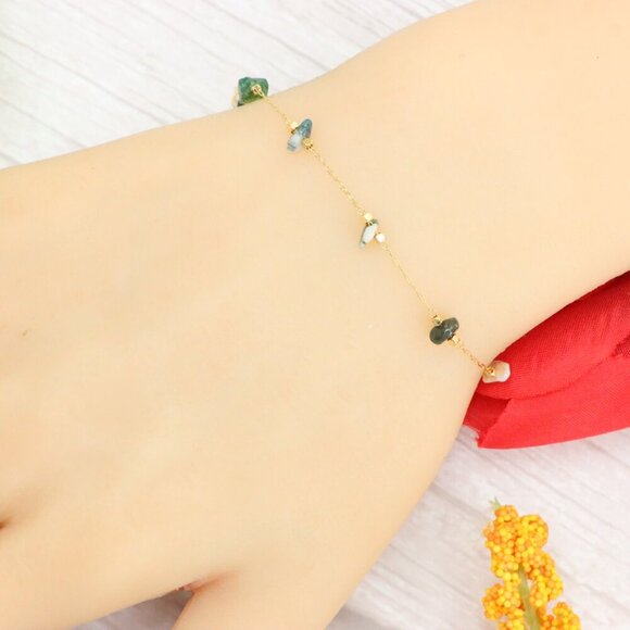 "Trendy Handmade Bracelet – A Thoughtful Gift for Girls & Women | UNVRC1491 - Picture 1 of 10